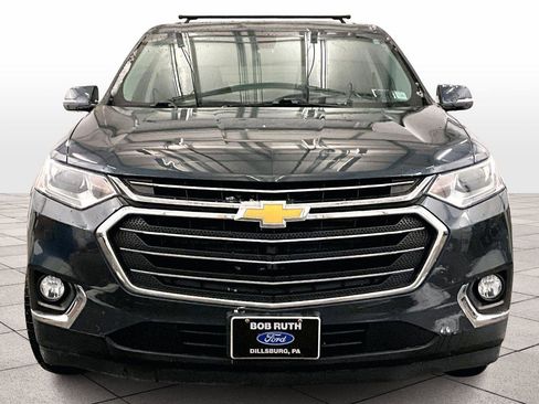 Used 2019 Chevrolet Traverse LT image 3