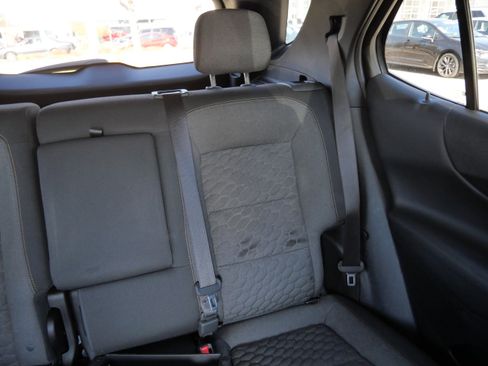 Used 2018 Chevrolet Equinox LT AWD/4WD image 14