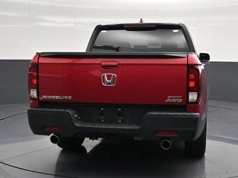 Used 2022 Honda Ridgeline Sport image 2