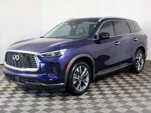 Used 2023 INFINITI QX60 Luxe w/ Cargo Package AWD/4WD image 11