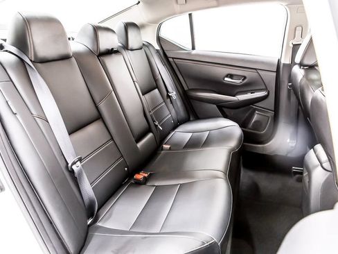 Used 2021 Nissan Sentra SR w/ SR Premium Package FWD image 35