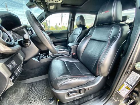 Certified 2020 Toyota Tacoma TRD Pro AWD/4WD image 11