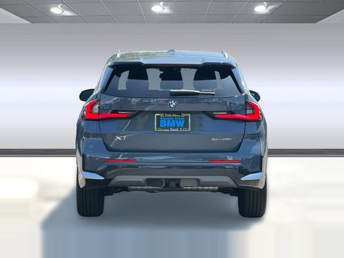 Used 2025 BMW X1 xDrive28i w/ Convenience Package AWD/4WD image 9