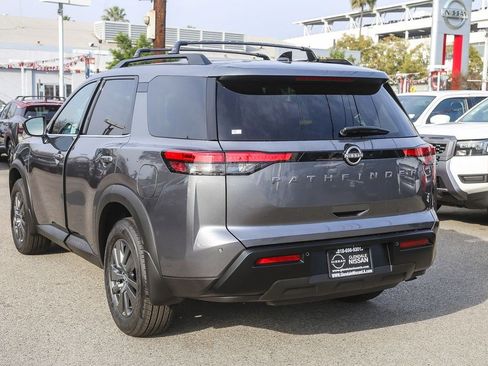New 2026 Nissan Pathfinder SV FWD image 6