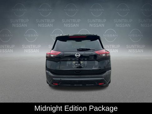 Used 2023 Nissan Rogue SV w/ SV Premium B Package FWD image 5