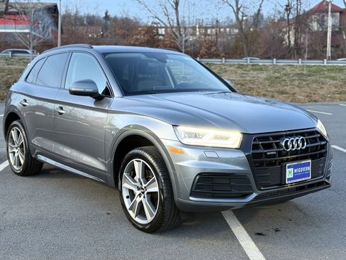 Used 2019 Audi Q5 2.0T Premium Plus w/ Premium Plus Package image 9