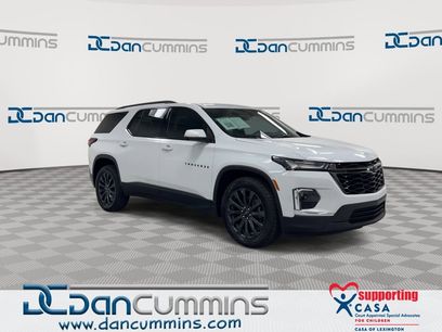 Used 2023 Chevrolet Traverse RS