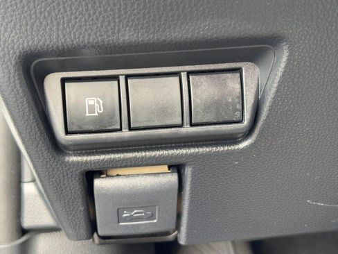 Used 2024 Toyota Prius LE image 17