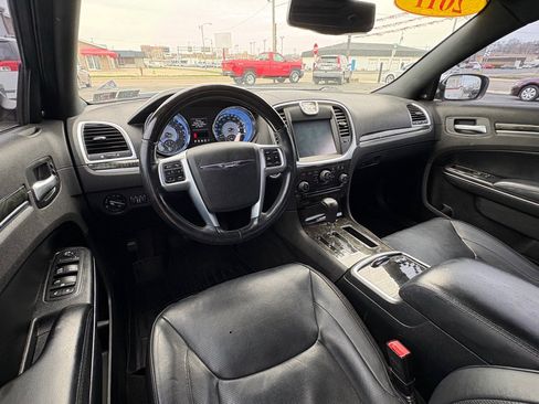 Used 2011 Chrysler 300 C w/ Sound Group image 11