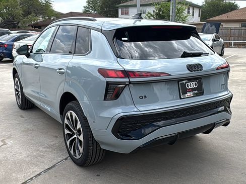 New 2026 Audi Q3 quattro 2.0T AWD/4WD image 5