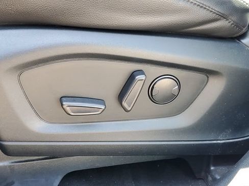 Used 2022 Ford Explorer ST AWD/4WD image 12