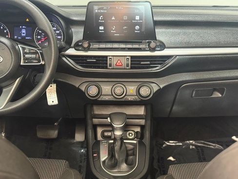 Used 2020 Kia Forte LXS FWD image 16