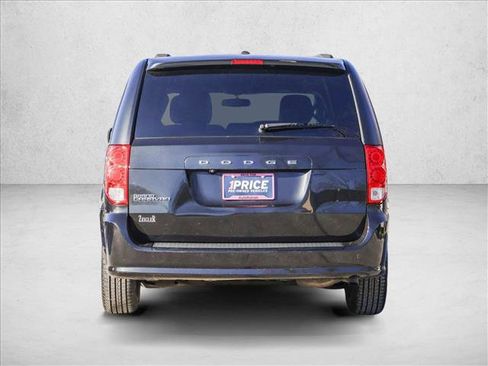 Used 2018 Dodge Grand Caravan SXT w/ Blacktop Package image 6