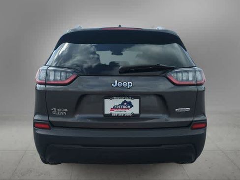 Used 2019 Jeep Cherokee Latitude Plus image 7