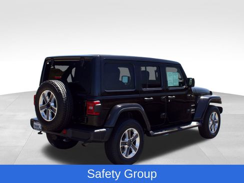 Used 2021 Jeep Wrangler Unlimited Sahara AWD/4WD image 8