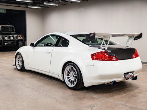 Used 2003 INFINITI G35 Coupe w/ Premium Pkg RWD image 3
