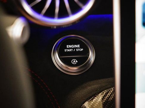 Used 2024 Mercedes-Benz SL 63 AMG AMG SL 63 image 29