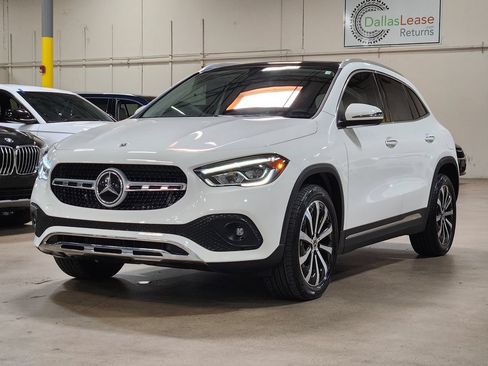 Used 2023 Mercedes-Benz GLA 250 4MATIC image 4