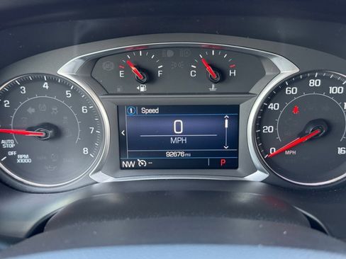 Used 2021 GMC Acadia SLE w/ GMC Pro Grade Package image 19