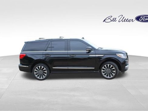 Used 2021 Lincoln Navigator Reserve w/ Luxury Package AWD/4WD image 4
