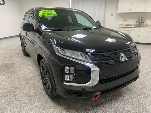 Used 2020 Mitsubishi Outlander Sport ES image 3