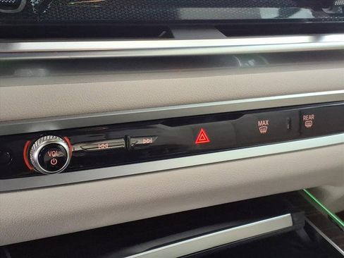 New 2026 BMW X5 xDrive40i image 10