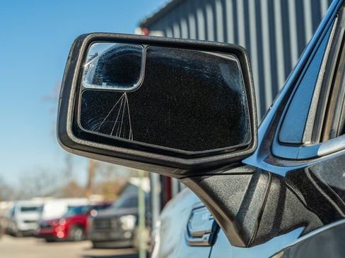 Used 2022 GMC Sierra 1500 Elevation image 11