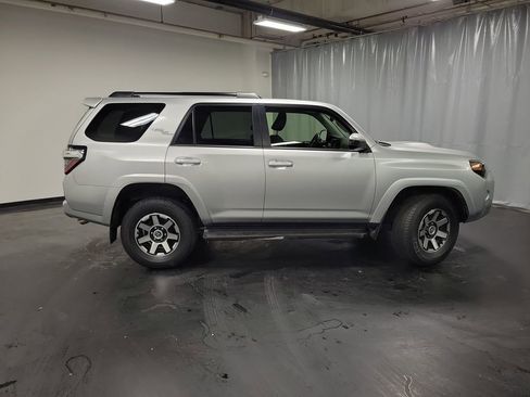 Used 2023 Toyota 4Runner TRD Off-Road image 9