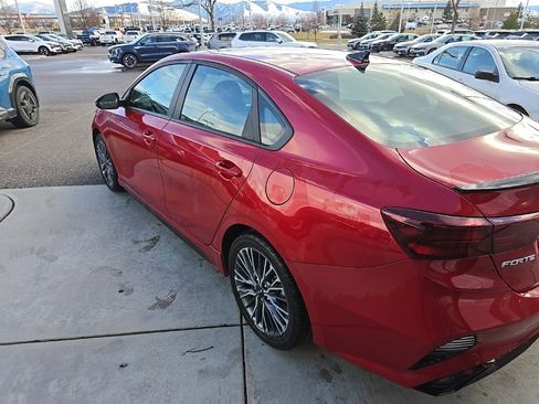 Used 2024 Kia Forte GT-Line w/ GT-Line Premium Package image 4