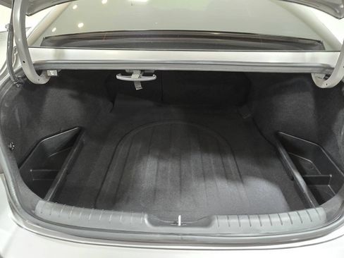 Used 2023 Hyundai Elantra Limited w/ Winter Weather Package FWD image 31