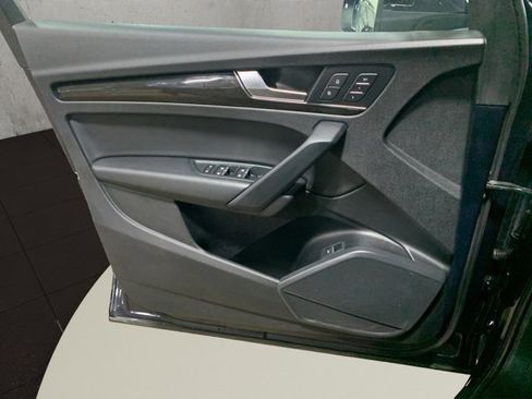 Used 2020 Audi Q5 2.0T Premium image 17