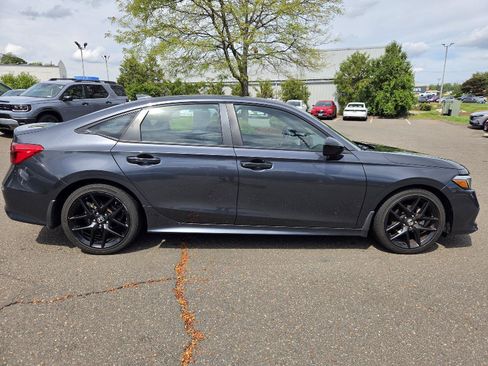 Used 2023 Honda Civic Sport image 5