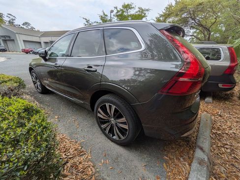 Used 2023 Volvo XC60 B5 Plus FWD image 4