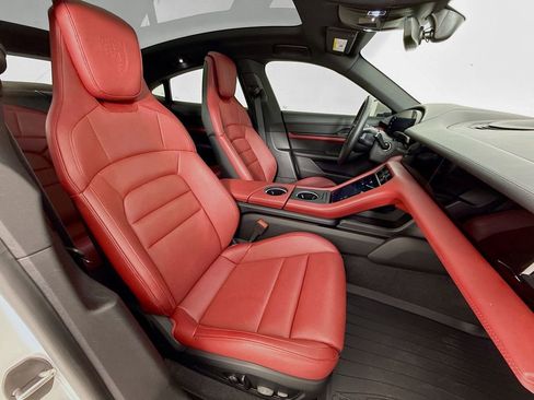Certified 2024 Porsche Taycan 4S image 32
