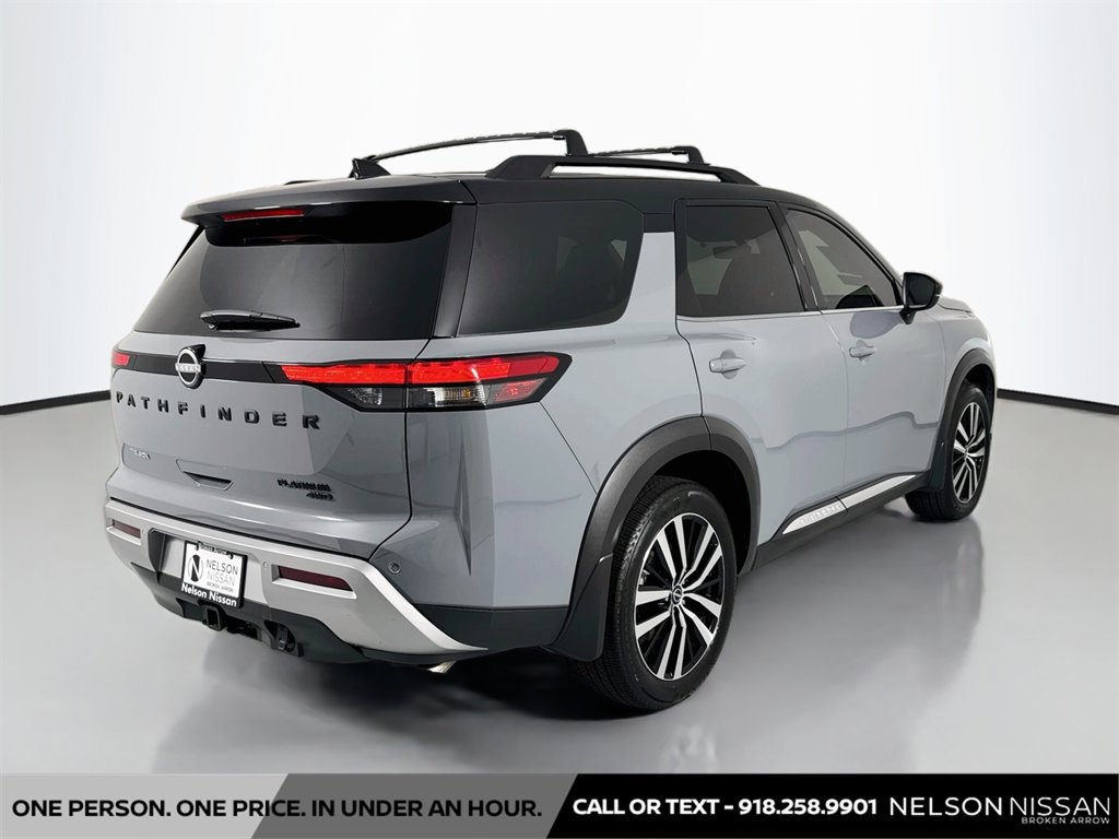 Certified 2025 Nissan Pathfinder Platinum w/ Black Appearance Package AWD/4WD image 5