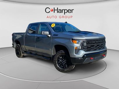 Used 2025 Chevrolet Silverado 1500 Custom Trail Boss w/ LPO, Dark Essentials Package