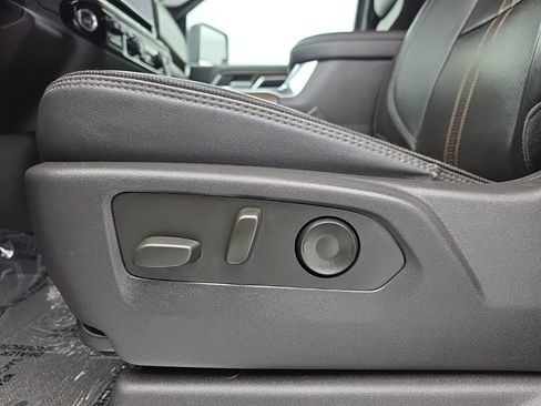 Used 2024 Chevrolet Silverado 3500 High Country AWD/4WD image 24