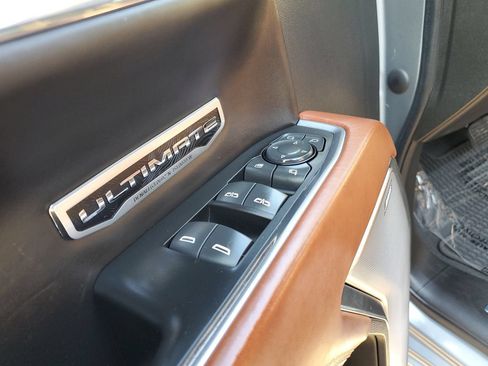 Used 2024 GMC Sierra 1500 Denali Ultimate AWD/4WD image 18
