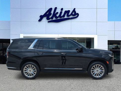 Used 2024 Cadillac Escalade Premium Luxury w/ Performance Package AWD/4WD image 1