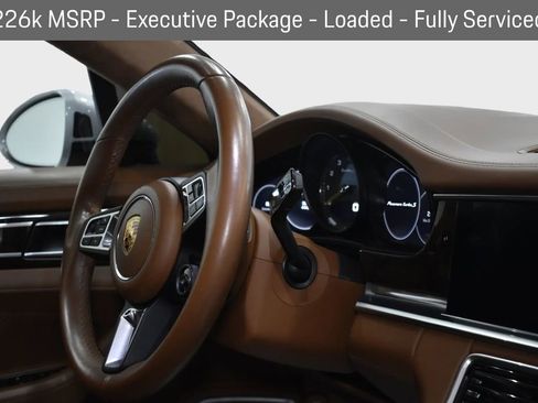 Used 2020 Porsche Panamera Turbo S Executive image 40