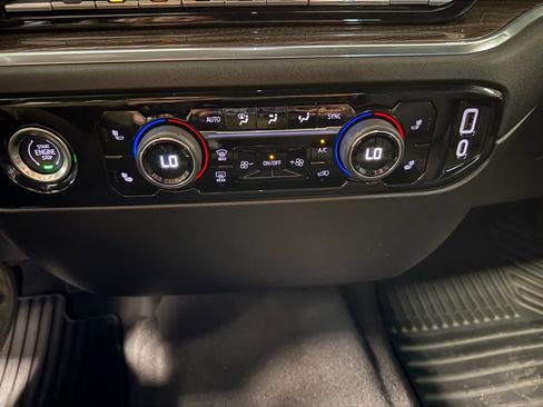 Used 2024 Chevrolet Silverado 1500 LT image 21