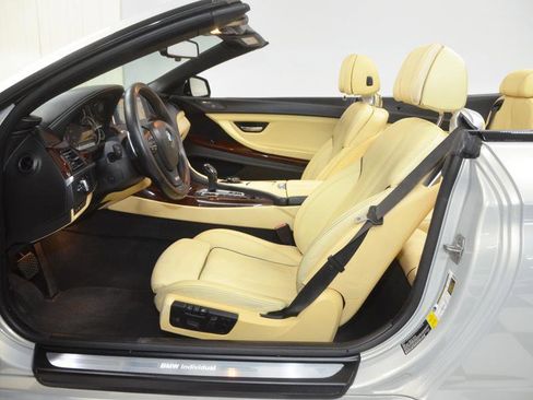 Used 2016 BMW 650i xDrive Convertible w/ Executive Package image 18