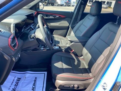 Certified 2024 Chevrolet TrailBlazer RS w/ Driver Confidence Package image 15