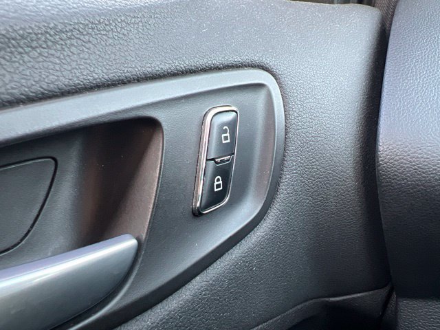 Used 2016 Ford Escape SE w/ Equipment Group 201A AWD/4WD image 22