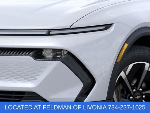 New 2026 Chevrolet Equinox EV LT image 10