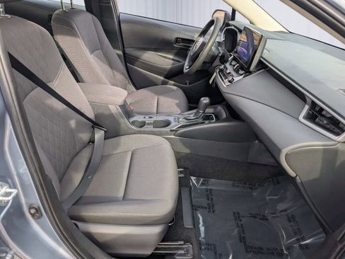 Used 2023 Toyota Corolla LE image 9