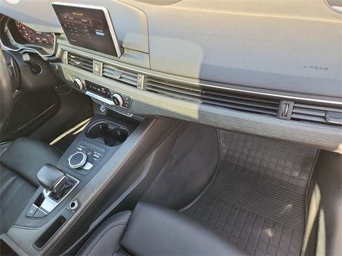 Used 2018 Audi A4 2.0T Ultra Premium Plus w/ Premium Plus Package image 30