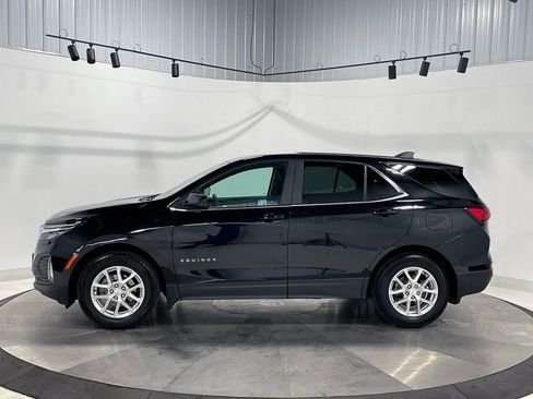 Used 2024 Chevrolet Equinox LT FWD image 16