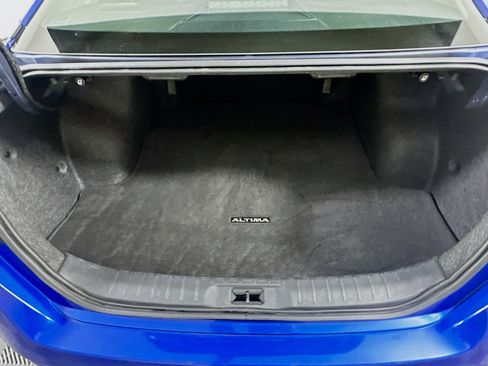 Used 2025 Nissan Altima 2.5 SV image 27