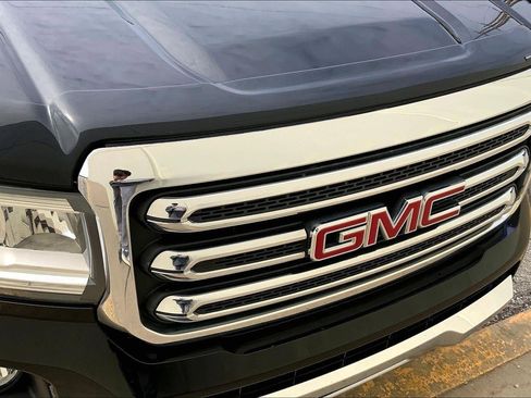 Used 2018 GMC Canyon SLT image 28